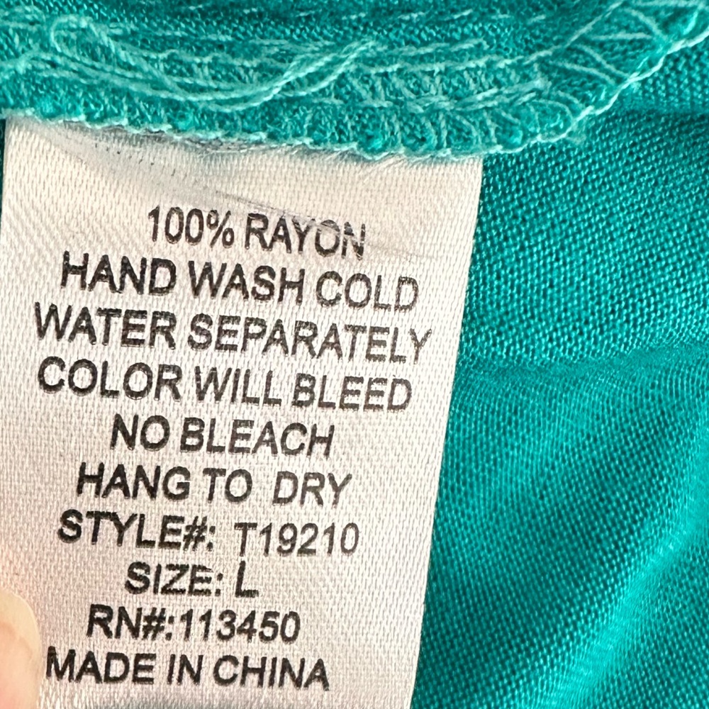 Lulumari NWOT Turquoise Yellow Green Top Shirt Appliqué Embroidered Large - Picture 12 of 13